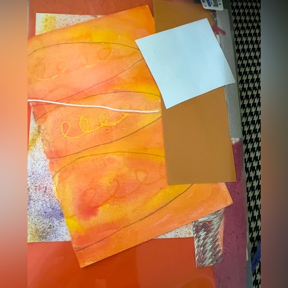 Orange toned crafting paper bundle - Picture 2 of 2